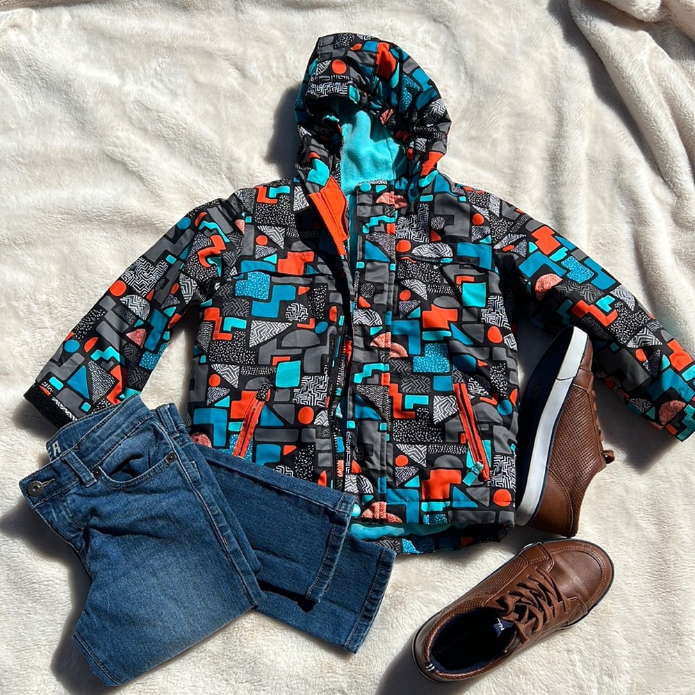 Colorful Cat & Jack coat for boys size 5T